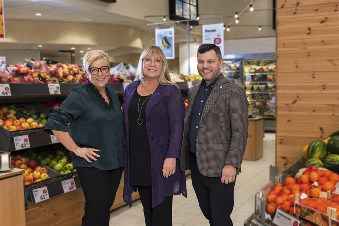 Bild på Linda Palmetzhofer, Martin Nyberg och Annelie Carlsson i Handels verkställande utskott